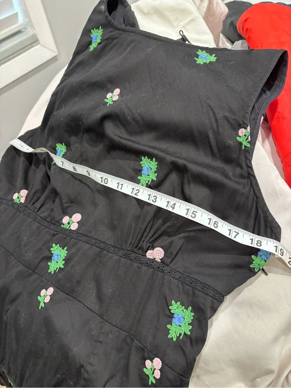 Pinnacle By Shruti Sancheti Ditsy Embroidered Midi Dress size XL EUC